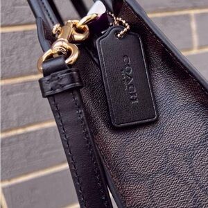 Unisex Coach Mini Cally Crossbody - Sleek & Stylish
